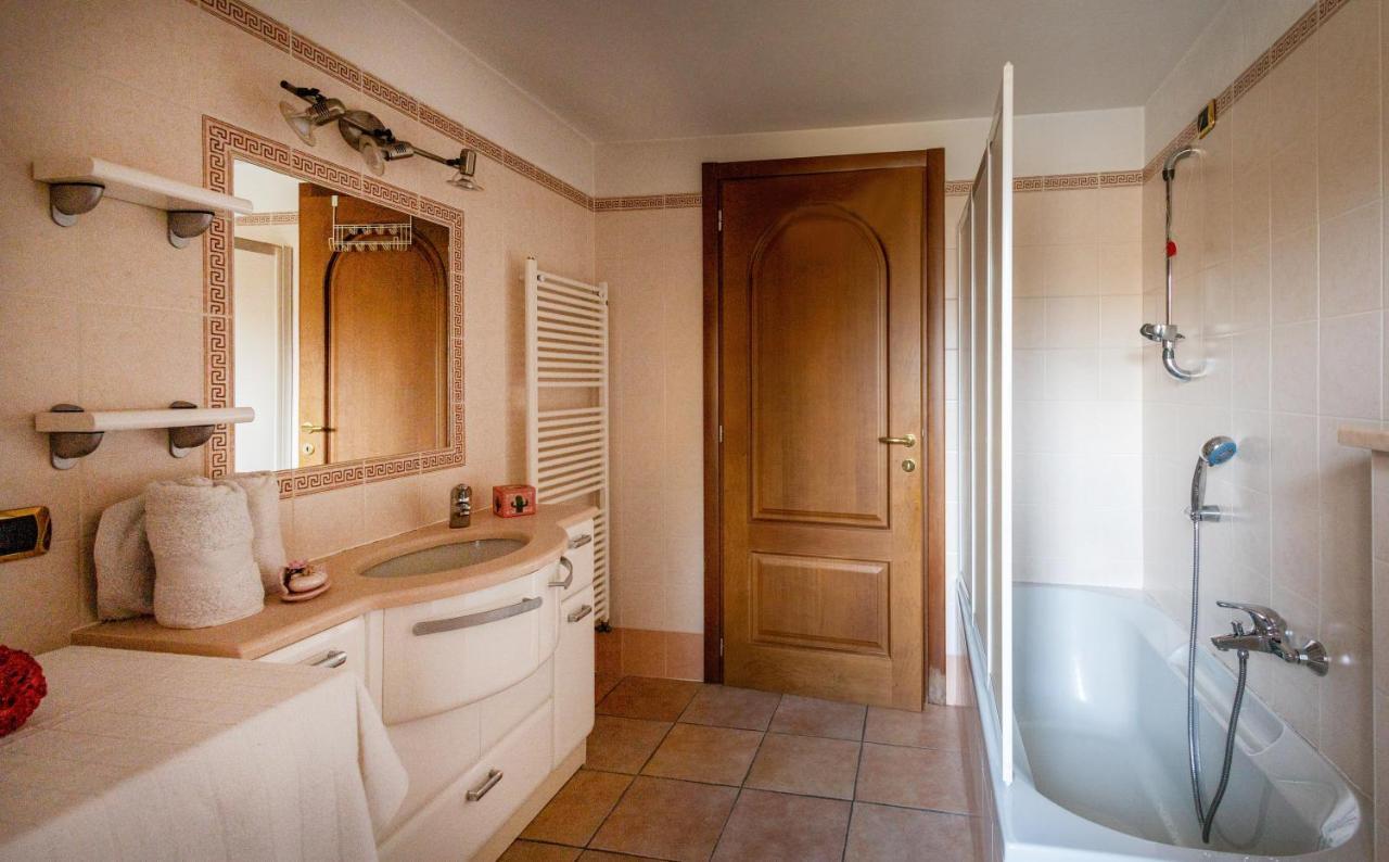 L'Angolo Delle Peonie Apartment Cannobio Exterior foto